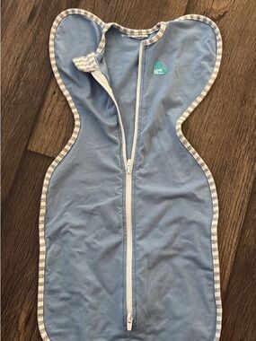 Baby swaddle